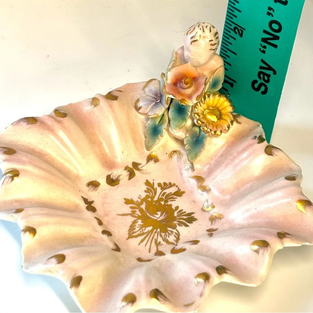 Art Nouveau Vintage Dainty 3-D Cherub with flowers Trinket Dish From Italy
